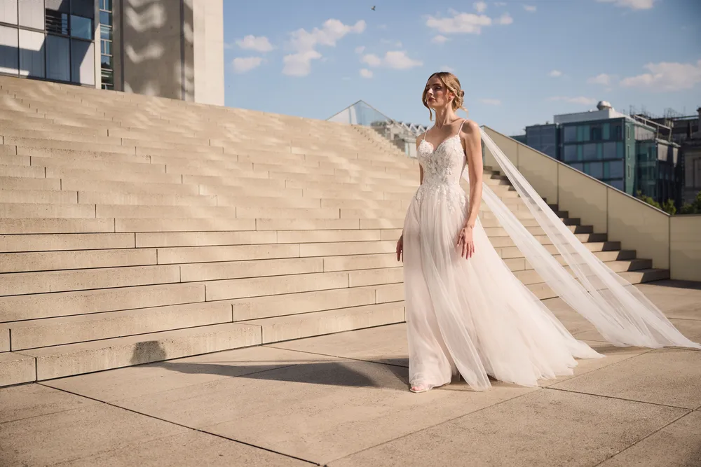 Bild 2 des Brautkleides Lina Becker - #27301 | Norelle
